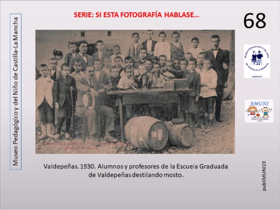 68. Alumnos y profesores de la Escuela Graduada de Valdepeñas
